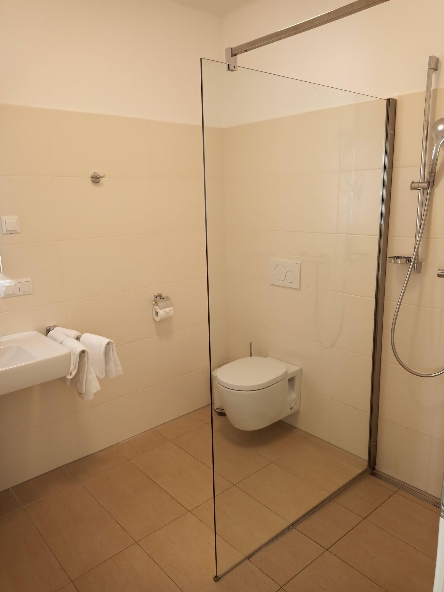 Adlerhof Bed & Breakfast