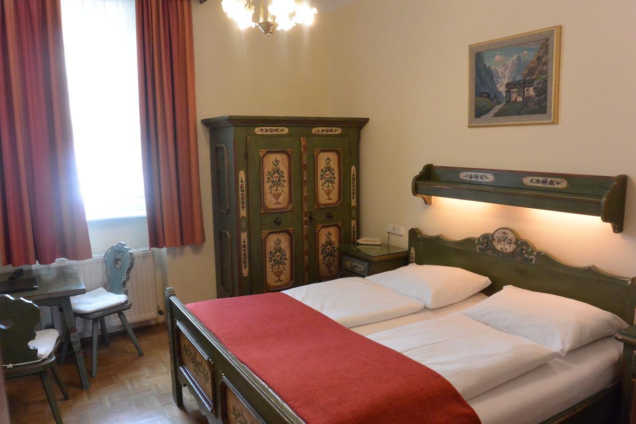 Bed & Breakfast Adlerhof
